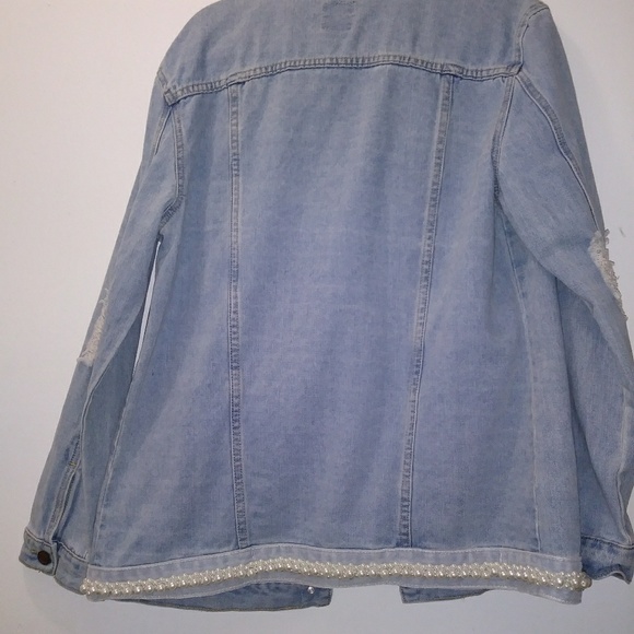 💚FINAL SALE PRICE💚 Light Blue Denim Jacket - Picture 7 of 8